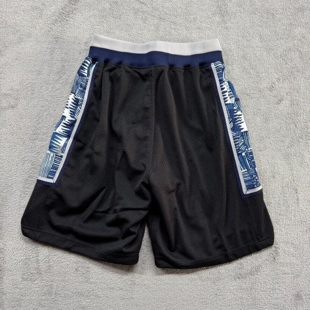 Georgetown University 95-96 Basketball Shorts Mens 36 Small Mitchell Ness - Picture 2 of 7